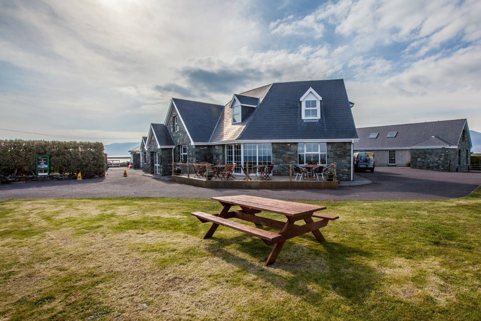 601774_569292256436565_305437875_n